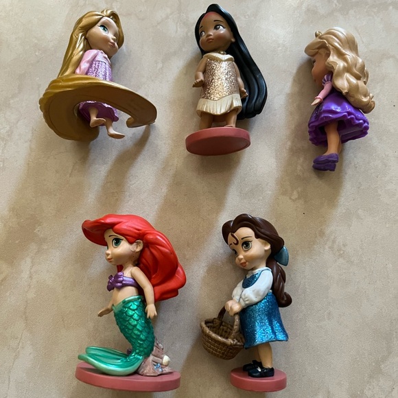 Disney Princess Figurine Collection - Red, Purple, Blue - Picture 4 of 15